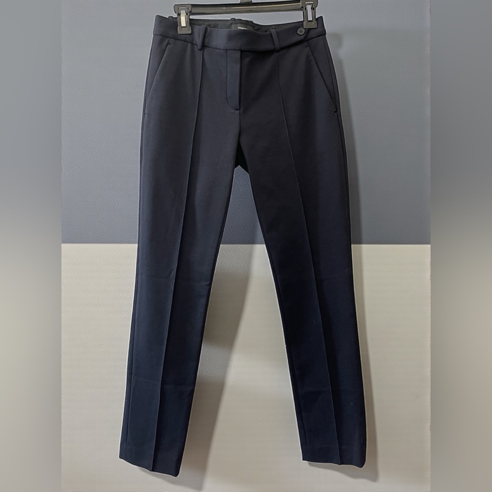 Theory Women's Straight Leg Pants in Navy